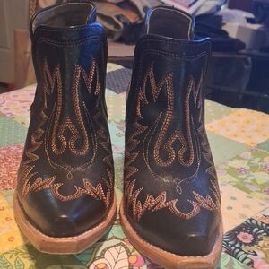 Ariat Black and Tan Western Ankle Boots